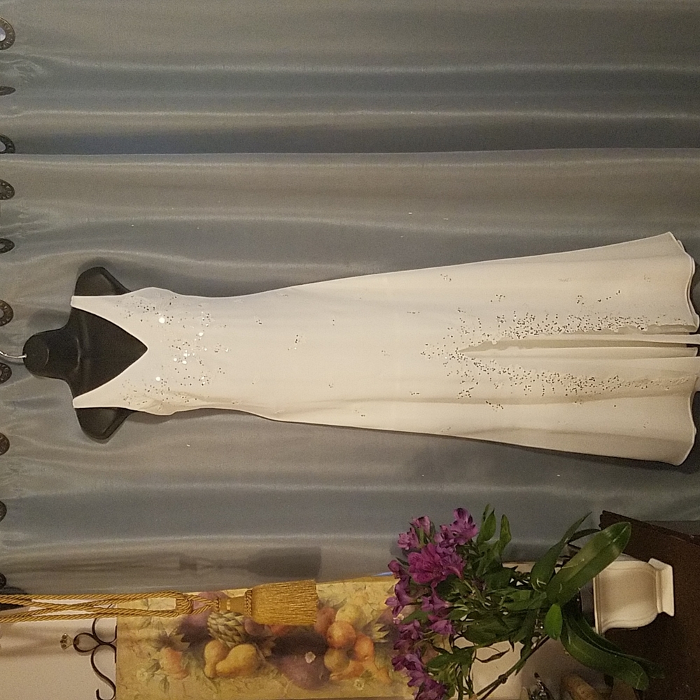 NWOT - Sally USA Off White A-Line Formal Dress w/Sequined Details - Size Small